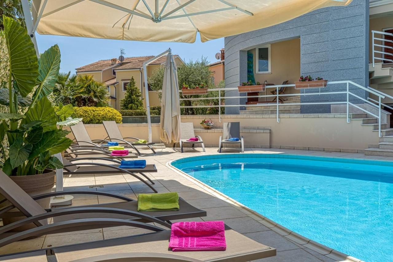Apartment Complex Irena With Pool Poreč Exteriér fotografie